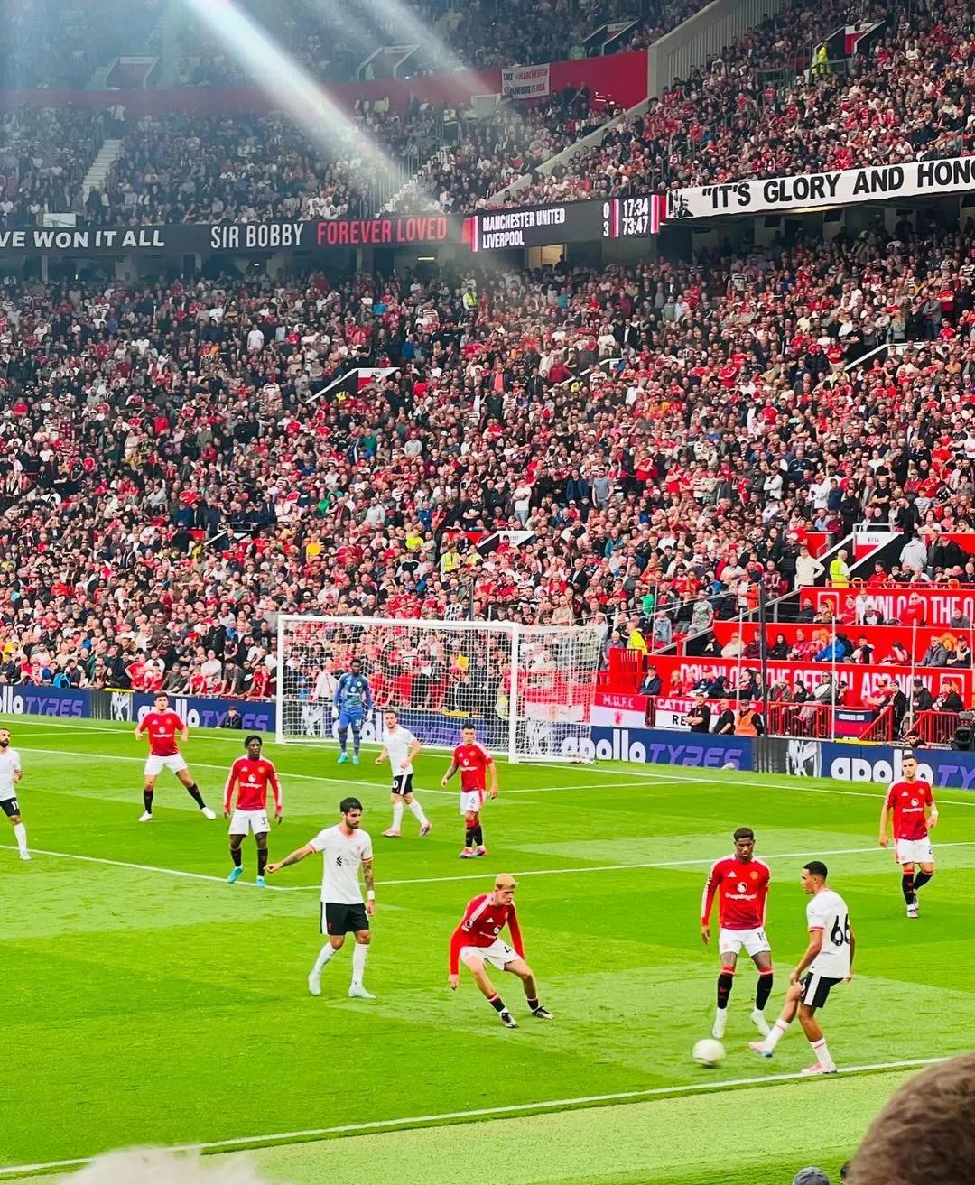 九游入口-比赛规则变更首场状态出色，利物浦观众沸腾！，蒂姆重返赛场上演精彩一战的简单介绍