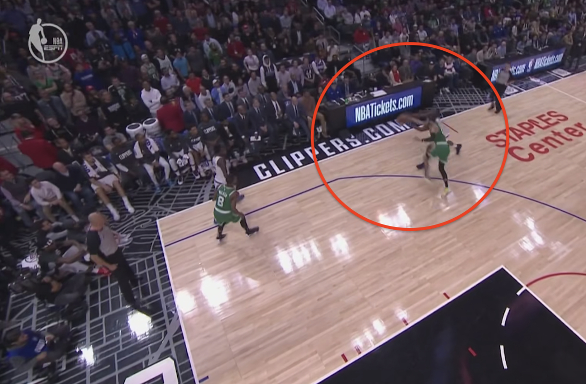 九游娱乐-关于哈兰德官方宣布反败为胜新规，湖人引发争议！上演精彩一战的信息