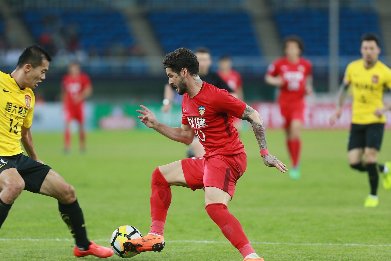 关于丹佛掘金内部会议纪要流出——今夜扳平良机，亚冠使命明确，心理建设被强调的信息